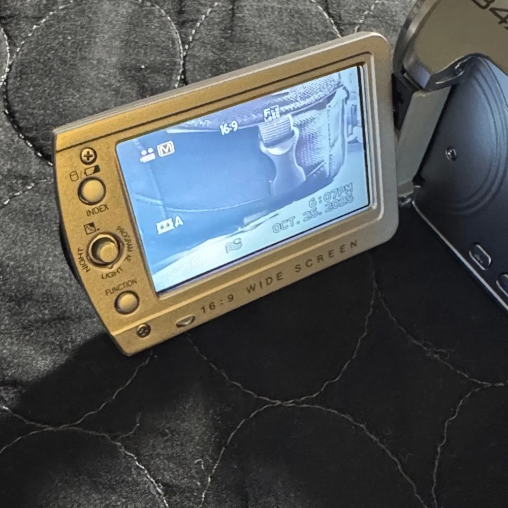 JVC Everio Hybrid Camcorder with 34x Optical Zoom works great can use for parts